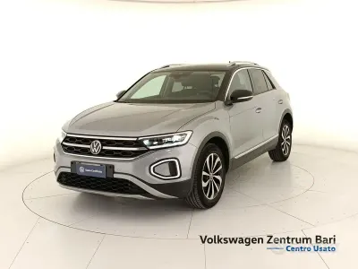 Usata VW T-Roc Style 150 CV (110 kW) 2022 Argento SUV