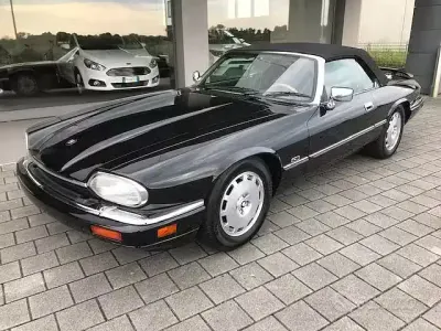 Usata Jaguar XJS 222 CV (163 kW) 1996 Nero Cabrio