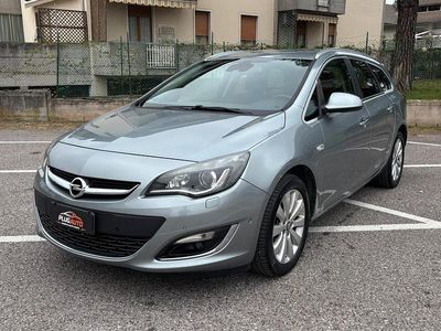 Usata Opel Astra Cosmo 110 CV (80 kW) 2015 Grigio Station wagon
