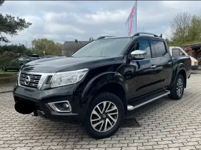 Usata Nissan Navara 190 CV (139 kW) 2017 Nero Pick-up