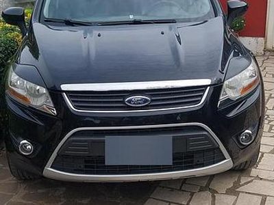 Usata Ford Kuga 163 CV (119 kW) 2012 Nero SUV