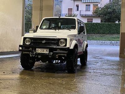 Usata Suzuki Samurai 69 CV (50 kW) 1994 Bianco SUV