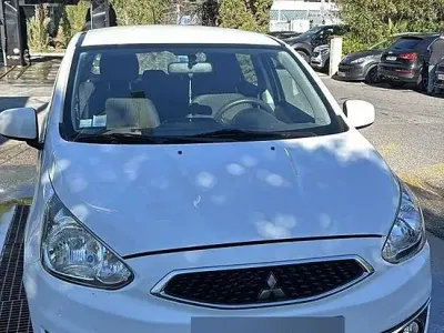 Usata Mitsubishi Space Star 82 CV (60 kW) 2016 Bianco Utilitaria