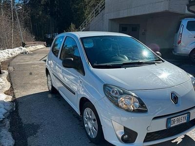 Usata Renault Twingo 75 CV (55 kW) 2007 Bianco Utilitaria