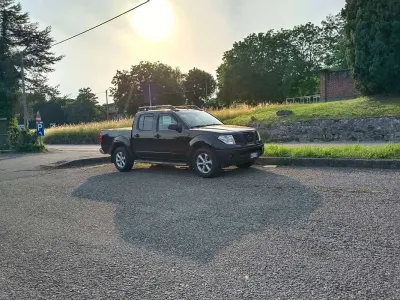 Usata Nissan Navara 174 CV (127 kW) 2007 Nero Pick-up