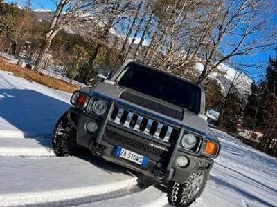 Hummer H3