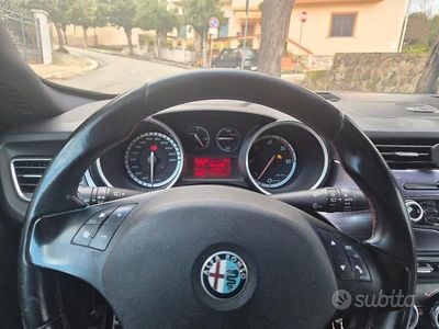 Usata Alfa Romeo Giulietta 140 CV (102 kW) 2011 Utilitaria