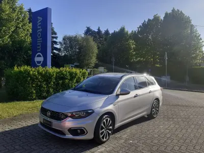Usata Fiat Tipo Lounge 95 CV (69 kW) 2017 Argento Station wagon