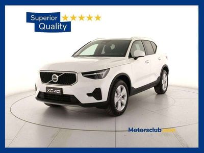 Nuova Volvo XC40 Core 163 CV (119 kW) 2025 Cristal white pearl SUV