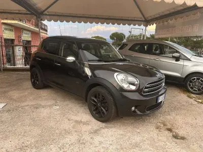 Usata Mini Park Lane Countryman 111 CV (81 kW) 2016 Nero SUV