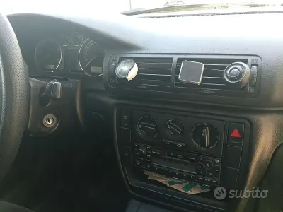 Usata VW Passat 75 CV (55 kW) 2002 Grigio Station wagon