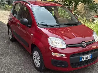 Usata Fiat Panda Easy 69 CV (50 kW) 2013 Rosso Utilitaria
