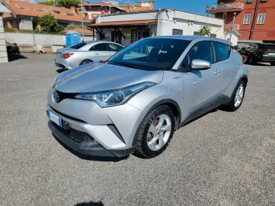 Usata Toyota C-HR