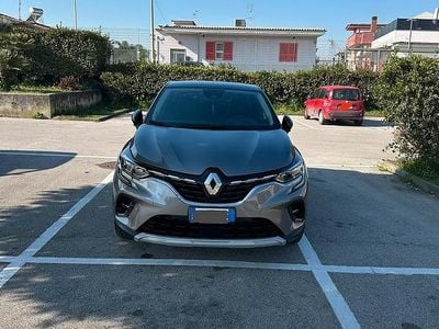 Usata Renault Captur Techno 100 CV (73 kW) 2023 SUV