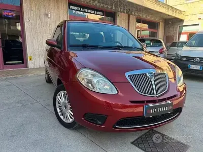 Usata Lancia Ypsilon 75 CV (55 kW) 2009 Rosso Utilitaria