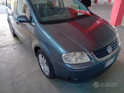 Usata VW Touran 140 CV (102 kW) 2004 Monovolume