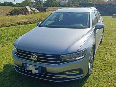 Usata VW Passat Business 150 CV (110 kW) 2020 Argento Station wagon