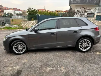Usata Audi A3 Attraction 150 CV (110 kW) 2014 Grigio Berlina