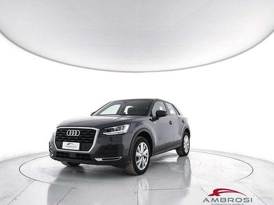 Usata Audi Q2 Design 150 CV (110 kW) 2016 Grigio SUV