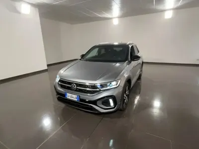 Usata VW T-Roc R-line 150 CV (110 kW) 2024 Bianco SUV