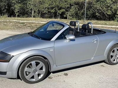Usata Audi TT Roadster 225 CV (165 kW) 1999 Grigio Cabrio
