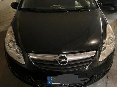 Usata Opel Corsa 2009 Nero Utilitaria