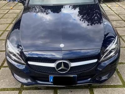 Usata Mercedes C220 170 CV (125 kW) 2016 Blu Coupé