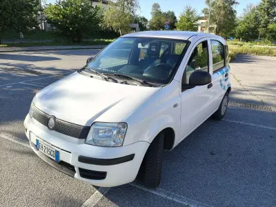 Usata Fiat Panda Active 69 CV (50 kW) 2011 Utilitaria