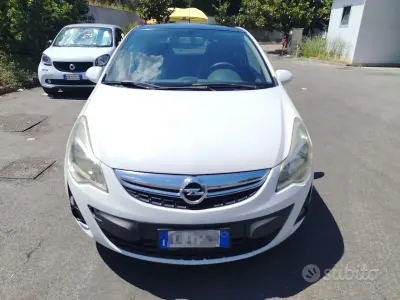 Usata Opel Corsa 95 CV (69 kW) 2011 Bianco Utilitaria