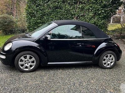 Usata VW New Beetle 102 CV (75 kW) 2005 Nero Utilitaria