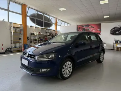 Usata VW Polo Trendline 75 CV (55 kW) 2014 Blu/azzurro Berlina