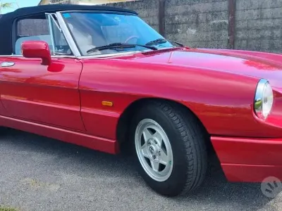 Usata Alfa Romeo Spider 106 CV (77 kW) 1991 Rosso Cabrio
