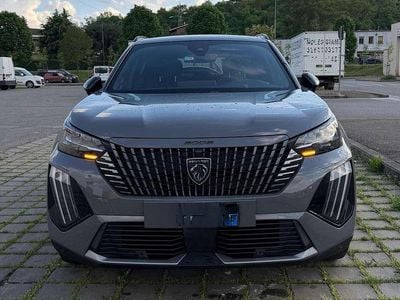 Usata Peugeot 2008 GT 131 CV (96 kW) 2023 Grigio SUV