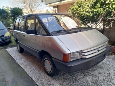 Usata Renault Espace 88 CV (64 kW) 1987 Grigio Monovolume