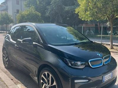 Usata BMW i3 75 kW (102 CV) 2020 Grigio Utilitaria