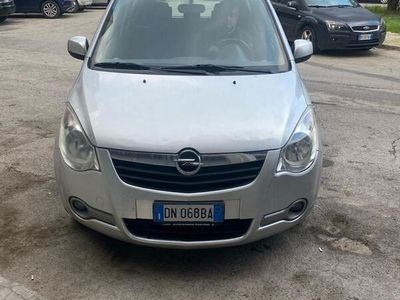 Opel Agila