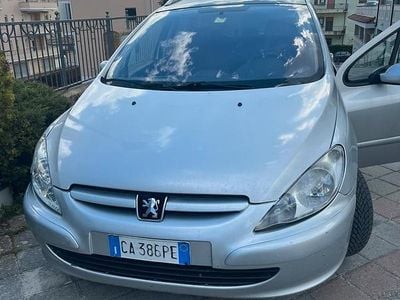 Usata Peugeot 307 107 CV (78 kW) 2002 Grigio Station wagon