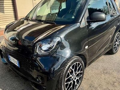 Usata Smart ForTwo Electric Drive 55 kW (75 CV) 2021 Nero Cabrio