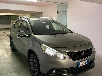 Usata Peugeot 2008 75 CV (55 kW) 2016 Grigio SUV