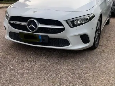 Usata Mercedes 180 136 CV (100 kW) 2021 Berlina
