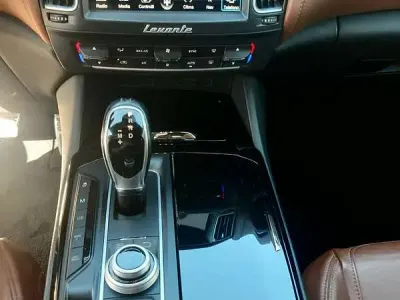 Usata Maserati Levante 250 CV (183 kW) 2017 Bianco SUV