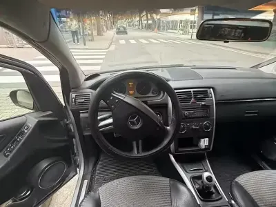 Usata Mercedes B180 2006 Grigio Monovolume