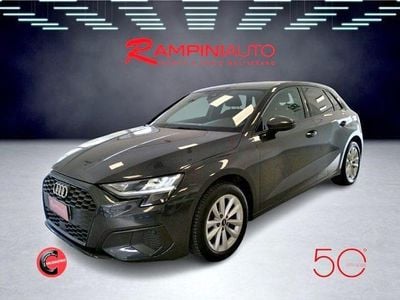 Usata Audi A3 Comfort 131 CV (96 kW) 2022 Grigio Berlina
