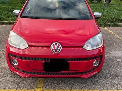 Usata VW up! high up! 2015 Rosso Utilitaria