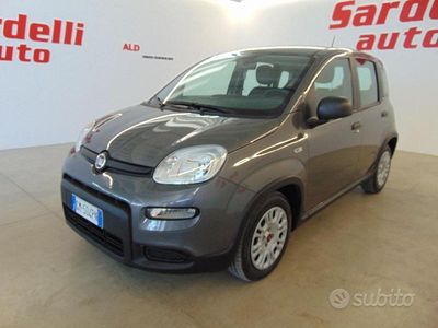 Usata Fiat Panda S 70 CV (51 kW) 2023 Grigio scuro Berlina