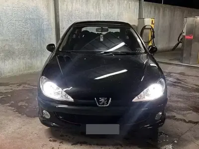 Usata Peugeot 206 68 CV (50 kW) 2007 Nero Berlina