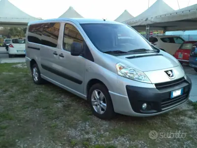 Usata Peugeot Expert 136 CV (100 kW) 2009 Grigio Furgone