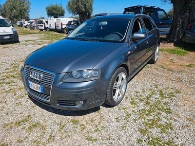 Usata Audi A3 Ambiente 140 CV (102 kW) 2005 Grigio Utilitaria