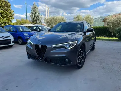 Usata Alfa Romeo Stelvio Sprint 160 CV (117 kW) 2021 Grigio SUV