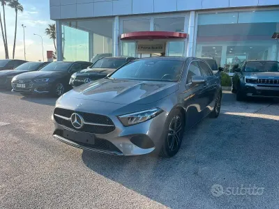 Usata Mercedes A180 Progressive 116 CV (85 kW) 2024 Grigio Berlina